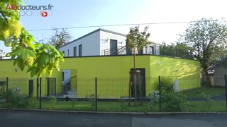 La colocation est un bon moyen pour développer son indépendance même si une auxiliaire de vie n'est jamais loin.