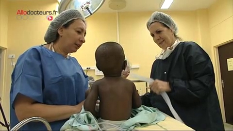 Attention, ces images de chirurgie peuvent heurter
