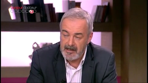 Christian Gerin s'interroge au sujet des implants mammaires défectueux.