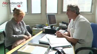 Si une surveillance active et régulière est recommandée, le syndrome de évolue très lentement