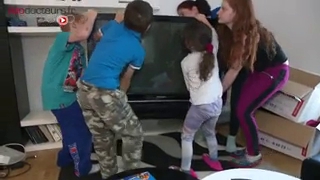 Eloignez les enfants des écrans avant de dormir !