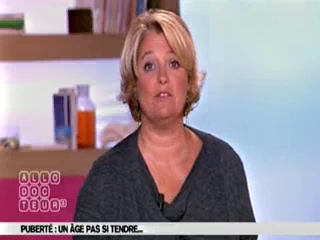 Marina Carrère d'Encausse et Michel Cymes expliquent la puberté.