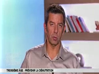 Marina Carrère d'Encausse et Michel Cymes expliquent la dénutrition des personnes âgées