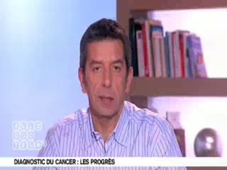 Marina Carrère d'Encausse et Michel Cymes expliquent les mécanismes du cancer.