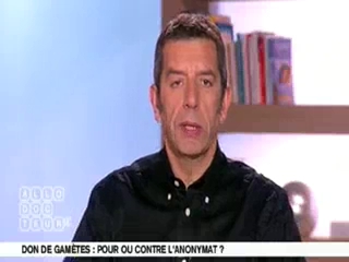 Marina Carrère d'Encausse et Michel Cymes expliquent le don de gamètes.