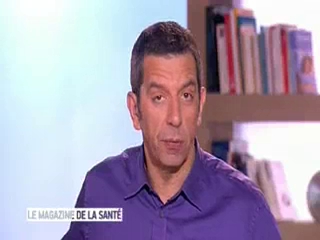Marina Carrère d'Encausse et Michel Cymes expliquent ce que sont les bébés bulles.
