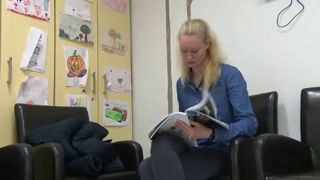 Caroline, 25 ans, porte un défibrillateur qu'elle fait contrôler deux fois par an auprès de son cardiologue