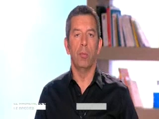 Michel Cymes et Benoît Thevenet expliquent la stomie