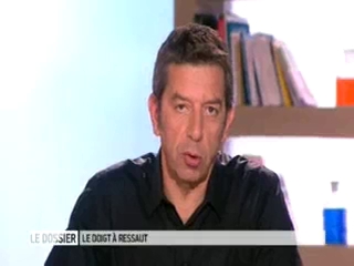 Marina Carrère d’Encausse et Michel Cymes expliquent le doigt à ressaut.