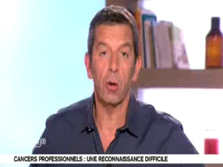 Marina Carrère d'Encausse et Michel Cymes expliquent comment un cancer professionnel se déclare.