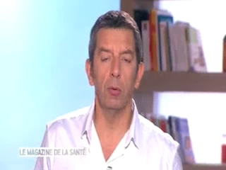 Marina Carrère d’Encausse et Michel Cymes expliquent comment se forme un ulcère veineux.