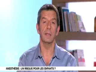 Michel Cymes et Benoît Thevenet expliquent l'anesthésie des enfants