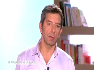 Marina Carrère d'Encausse et Michel Cymes expliquent le torticolis spasmodique.