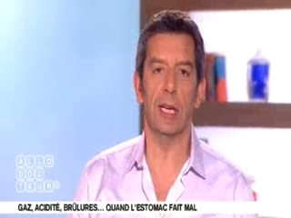 Marina Carrère d'Encausse et Michel Cymes présentent les maux d'estomac.