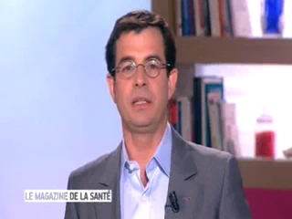 Marina Carrère d’Encausse et Benoît Thevenet vous présentent les grains de beauté.
