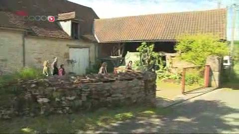 Initiation à la cueillette et à la préparation de petits plats à base de plantes sauvages.