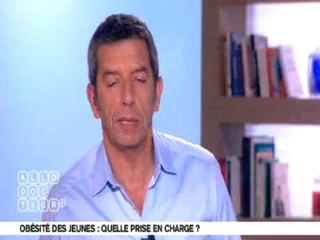 Marina Carrère d'Encausse et de Michel Cymes expliquent l'obésité et ses risques.