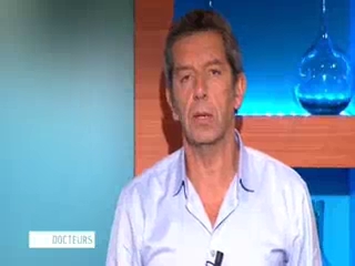 Marina Carrère d'Encausse et Michel Cymes expliquent l'arthrite.