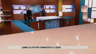 Marina Carrère d'Encausse et Michel Cymes expliquent la polypose colique.