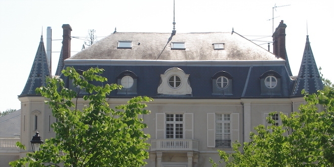 Le Château de la Louche, à Annet-sur-Marne, où les faits se seraient déroulés.