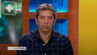 Marina Carrère d'Encausse et Michel Cymes présentent l'anatomie de l'épaule et du bras