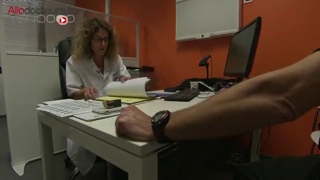 Un suivi régulier est recommandé pour dépister d'éventuelles lésions.