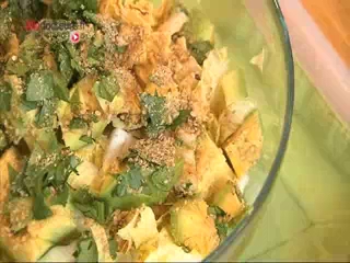 Salade de chou chinois et d'avocat