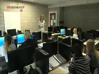 Pour retrouver la maîtrise des mots après son aphasie, Laëtitia a été suivie pendant quatre ans par une orthophoniste.