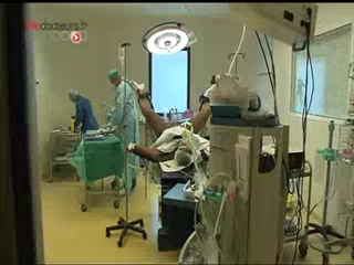 Attention images de chirurgie ! Comment reconstruit-on le clitoris des femmes excisées ?