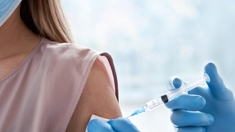 L’ANSM alerte sur des effets secondaires survenus après l'administration de certains vaccins