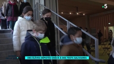 Tests salivaires : 350 élèves participent à une campagne dans une école de Bourg-la-Reine