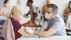 Covid : plus de 500 000 personnes vaccinées ce week-end