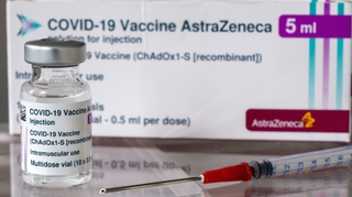 On vous explique pourquoi le Danemark, la Norvège et l’Islande suspendent le vaccin AstraZeneca