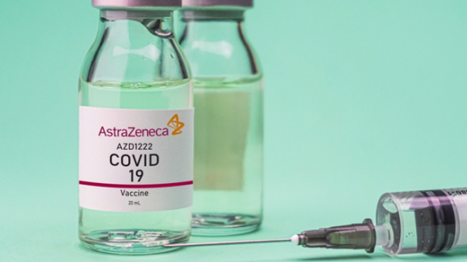 Astrazeneca : "Suspendre le vaccin, c'est contre-productif" selon un spécialiste