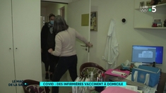 Covid : les infirmiers libéraux vaccinent aussi à domicile