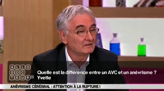 Anévrisme cérébral : quelle différence avec un AVC ?