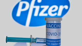 Des influenceurs approchés pour critiquer le vaccin Pfizer-BioNTech