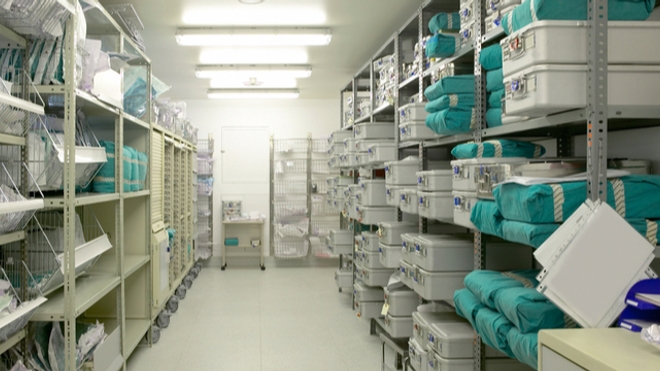 Pénuries de médicaments : les laboratoires appelés à constituer des stocks de médicaments