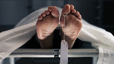 Des Américains déboursent 500$ pour assister à l’autopsie d’un mort du Covid