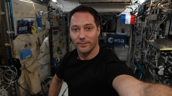 Le spationaute français Thomas Pesquet dans l'ISS