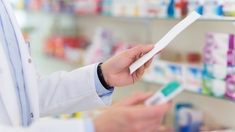Paxlovid : la pilule anti-Covid disponible en pharmacie ce vendredi