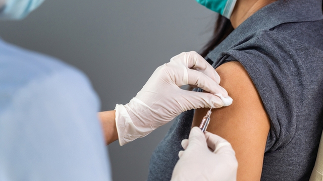 Les infirmiers autorisés à vacciner sans prescription médicale