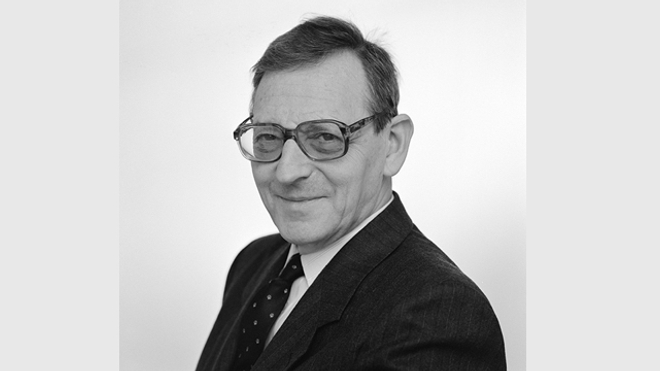 François Gros est l'un des chercheurs à avoir découvert l'ARN messager en 1961.