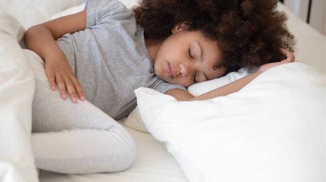 Covid chez l'enfant : que faire quand les symptômes persistent ? 