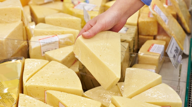 Listériose : faut-il s’inquiéter après le rappel de fromages vendus en grande surface ?
