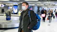 Covid : l’obligation du port du masque dans les avions levée en Europe ce lundi