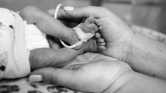 Nouveaux-nés prématurés : des soins à domicile plutôt qu’à l’hôpital 