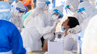 Un vaccin anti-Covid injecté par voie nasale approuvé en Chine