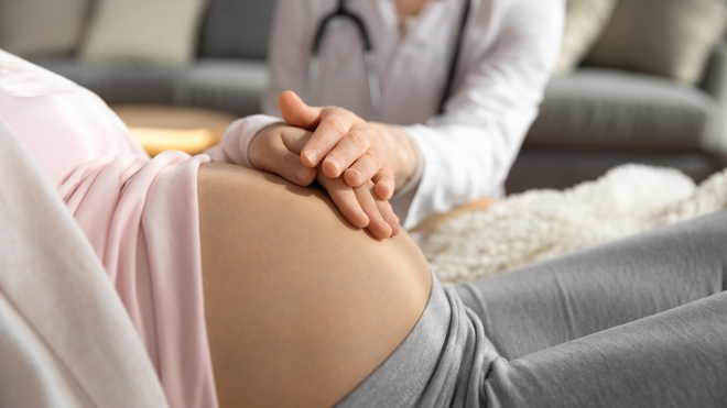 La santé des femmes enceintes et de leurs enfants est "préoccupante" en France