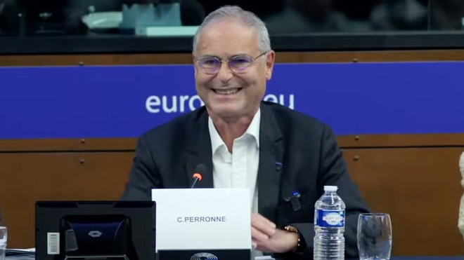 Le Pr Christian Perronne en conférence au Parlement Européen